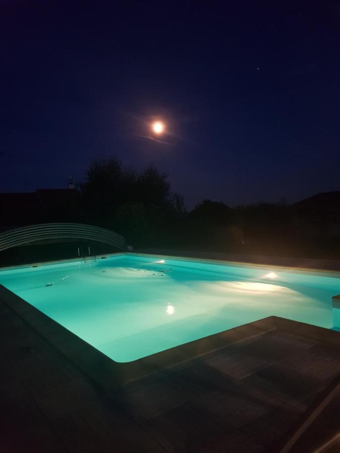 Ty Grain De Sel : Logement Privatif Avec Piscine, Jardin Et Patio Chauve Exterior photo