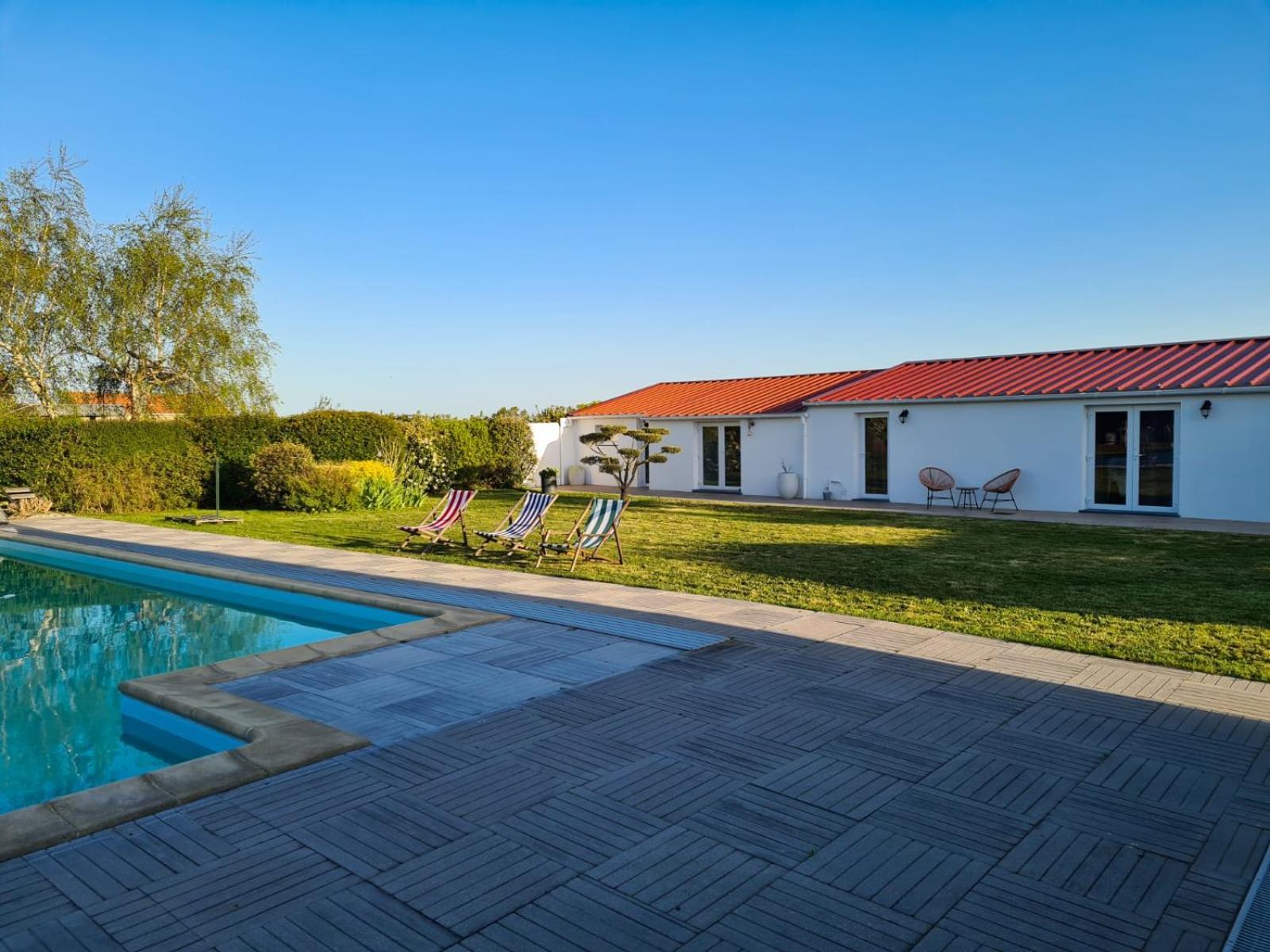 Ty Grain De Sel : Logement Privatif Avec Piscine, Jardin Et Patio Chauve Exterior photo